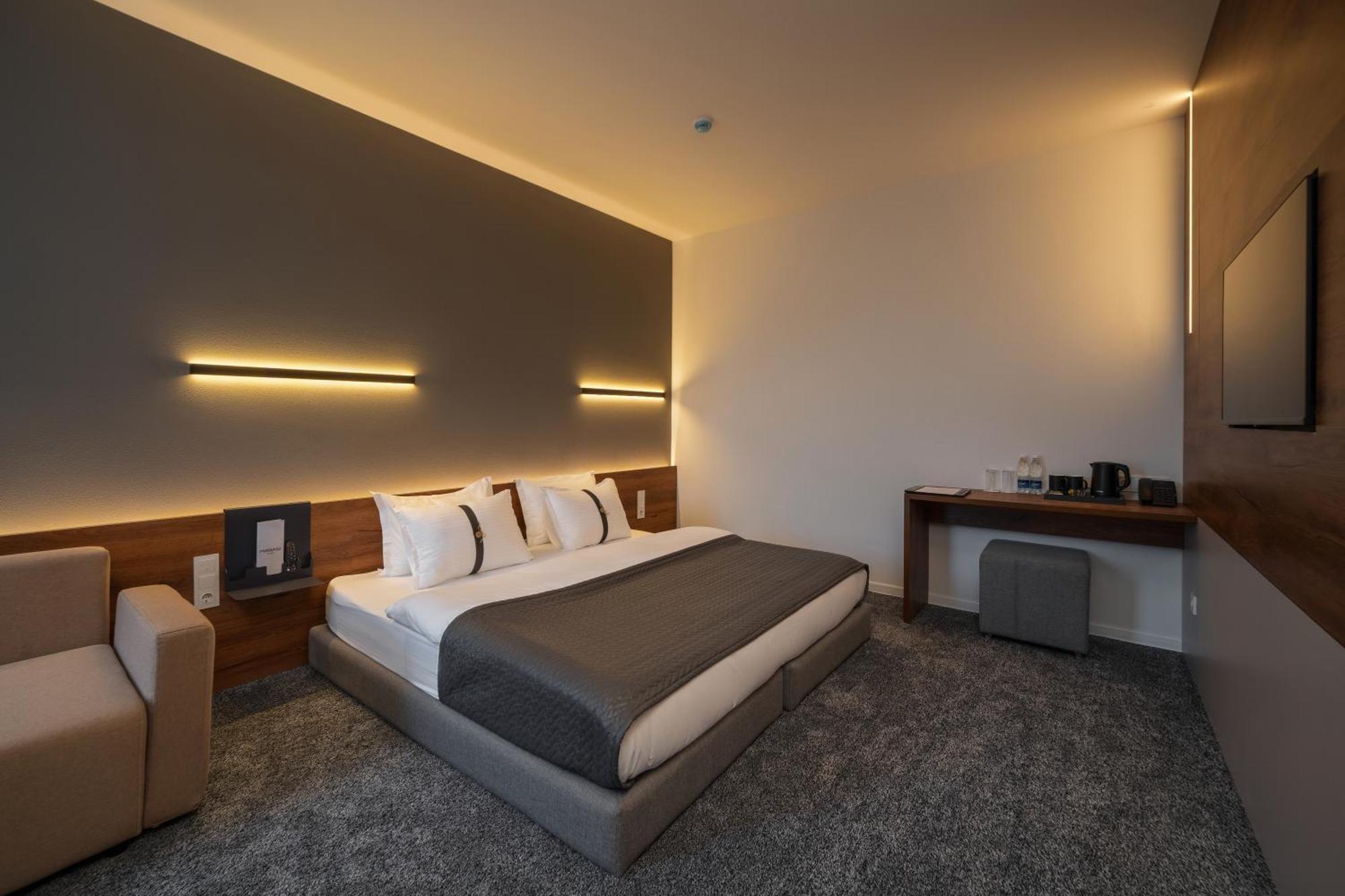 Duo Hotel By Futuro Biskek Kültér fotó