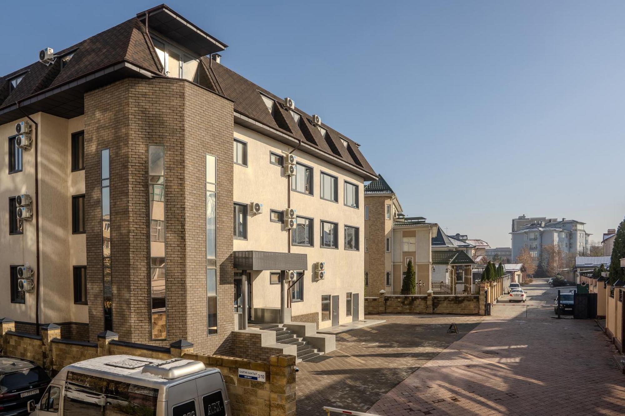 Duo Hotel By Futuro Biskek Kültér fotó